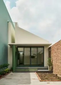 Explore Mekong Delta's Single-Story Home: Unique Skylight Design, Modern Living Space That Captivates. - image 0