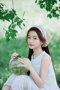 Yu Er's Graceful Portraits: A Visual Study in YiTuYu Art Language Vol.7178 - image 6