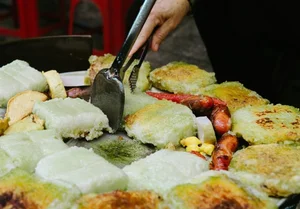 9 Must-Try Hanoi Street Foods to Warm Your Soul This Winter - image 0