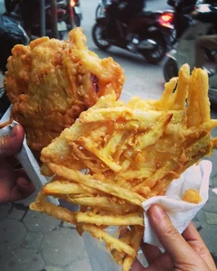 9 Must-Try Hanoi Street Foods to Warm Your Soul This Winter - image 1