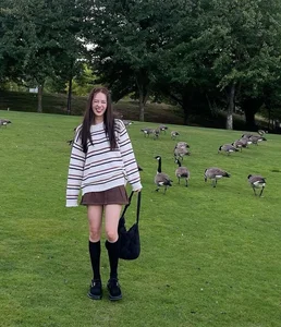 Thai Fashion Influence: The Chic Aesthetic of the Star in Son Tung M-TP's MV - image 1