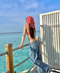 Thai Fashion Influence: The Chic Aesthetic of the Star in Son Tung M-TP's MV - image 6
