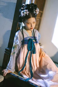 Lu Ba Sui: Hua Xiang Rong Exclusive 61-Picture Gallery - image 8