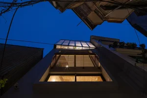 Loli House: Maximizing Light in a 35m2 Hanoi Alley Home - image 14