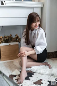 Modern Romance: Wan Ping's Puff Sleeve Look in IESS Silk Stockings - image 7