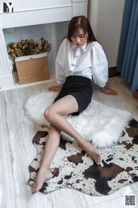 Modern Romance: Wan Ping's Puff Sleeve Look in IESS Silk Stockings - image 1