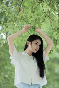 YiTuYu Art Language Vol.7242 Wo Bu Shua Niao - Elegant Portrait Photography Collection - image 0