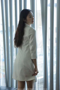 IESS No.1664 Featuring Xiao Jin: A Study in Professional Grace - image 31