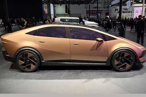 Hyundai Ioniq V Revealed: A Lamborghini-Inspired Electric Revolution at Beijing Auto Show - image 4