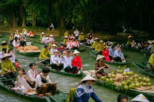 Discover Ninh Binh: Over 300,000 Tourists Flock to Vietnam’s Stunning Tourism Week - image 8
