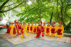 Discover Ninh Binh: Over 300,000 Tourists Flock to Vietnam’s Stunning Tourism Week - image 11