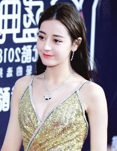 Dilraba Dilmurat's Viral Video Surpasses 12 Million Views: The Global Influence of the C-Ent Queen - image 6