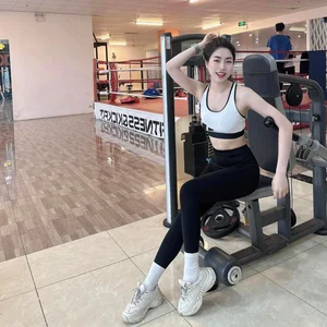The Stylish Life of Nguyen Que Anh: Sister of Football Star Nguyen Van Toan - image 0