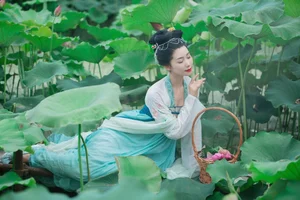 Mu Ge in YiTuYu Art Language Vol.7066: Artistic Portrait Series - image 7