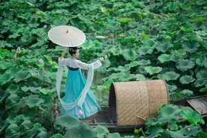 Mu Ge in YiTuYu Art Language Vol.7066: Artistic Portrait Series - image 25
