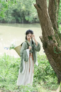 Sophisticated Visual Narrative: YiTuYu Art Language Vol.5972 with Cheng Zi Shu - image 11