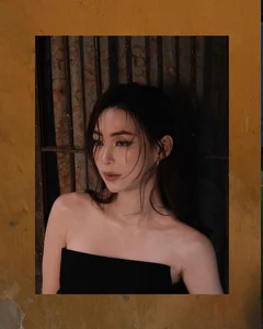 Stunning Beauty Secrets and Fitness Inspiration: Exploring the Ageless Look of Chi Pu’s Best Friend - image 0