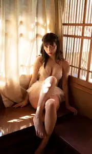 JP Risa Yukihira: Enchanting Beauty in 'Winter Swim' - Weekly Playboy PHOTO BOOK - image 13