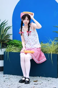 Fashion and Visual Storytelling in YiTuYu Art Language Vol.5568 Mu Yan Se Cc - image 8