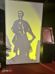 Illuminating the Past: Telling Vietnamese History Through the Unique Art of Light Sculpture - image 6