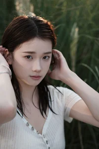 Modern Elegance: YiTuYu Art Language Vol.7584 To Xiao Bei Photo Gallery - image 8