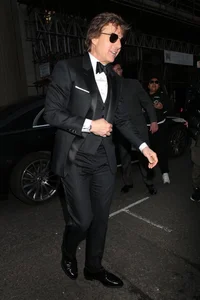 Victoria Beckham Celebrates Milestone 50th Birthday in Style Despite Glamorous Crutches and Sheer Elegance - image 1