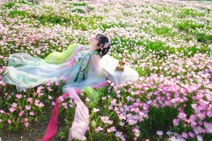 Modern Visuals: YiTuYu Art Language Vol.4432 Featuring Xiao Xing Xing - image 41