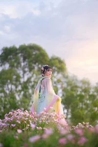 Modern Visuals: YiTuYu Art Language Vol.4432 Featuring Xiao Xing Xing - image 6