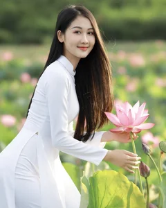 Behind the Crown: The Everyday Natural Beauty of Miss Grand Vietnam Quế Anh - image 0