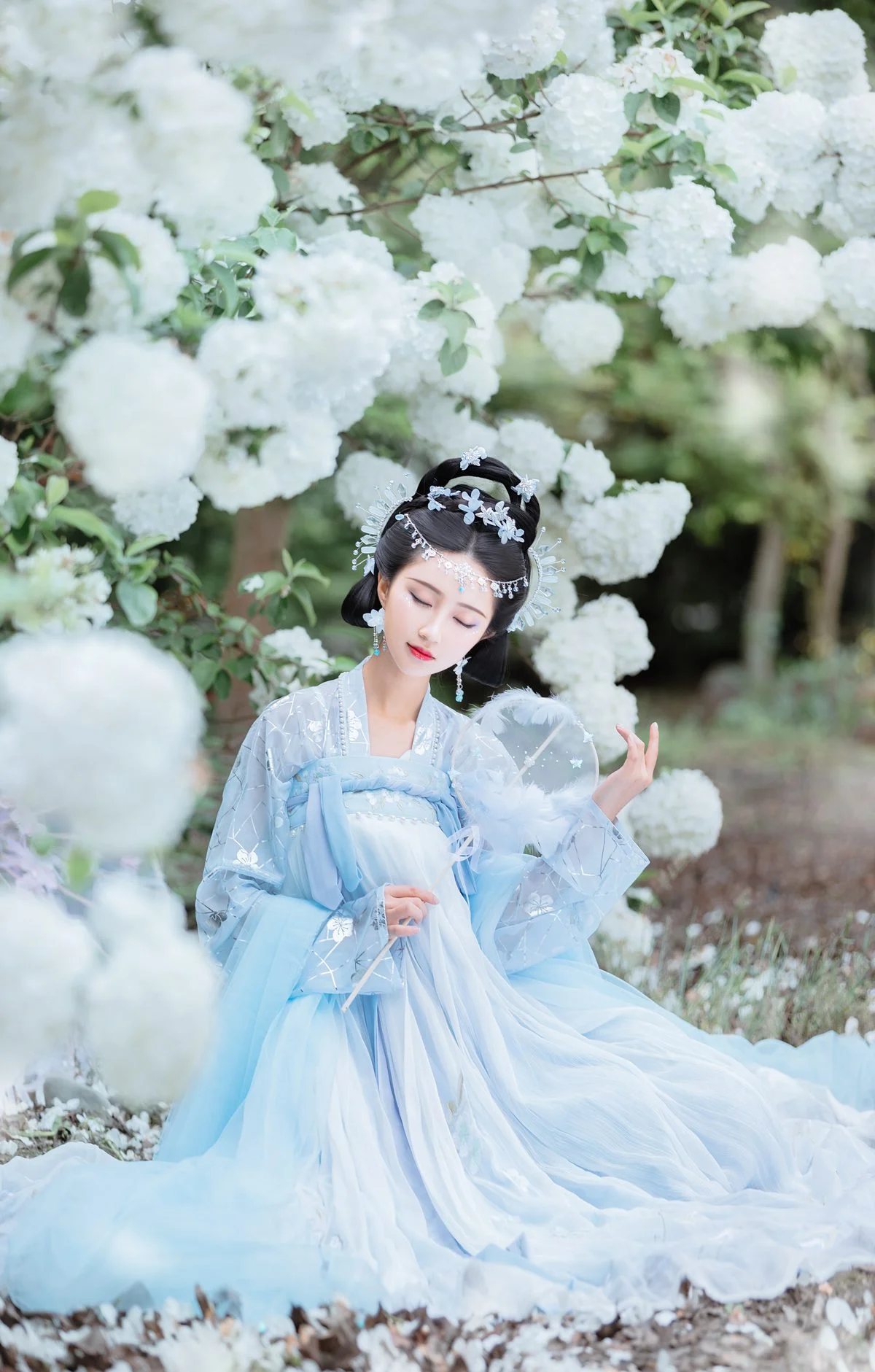 YiTuYu Art Language Vol.4244: Featuring the Elegant Qi Luo Sheng De Xiao Su Su