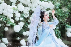 YiTuYu Art Language Vol.4244: Featuring the Elegant Qi Luo Sheng De Xiao Su Su - image 14
