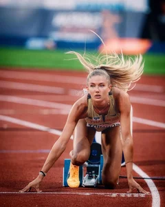 Athletic Grace: 4 Viral Female Athletes Captivating the Paris 2024 Olympics - image 14