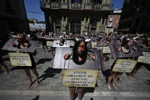 The Ultimate Guide to Spain's Thrilling Running of the Bulls: Tradition, Adrenaline, and Cultural Heritage in Pamplona - image 1