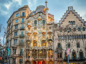 The Architecture of Casa Batlló: Discovering Gaudí’s Masterpiece in Barcelona - image 4