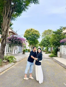 The Timeless Grace of Da Thao: A Glimpse into Quyen Linh's Family Life - image 2