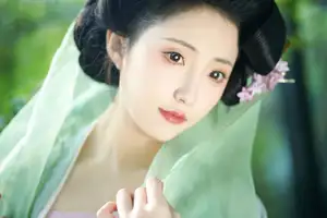 YiTuYu Vol.8521 Tu Ya W: Immerse in the Classical Grace of a Muse in a Fairy-tale Setting - image 6