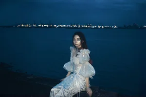 Modern Portraiture: YiTuYu Art Language Vol.7257 Featuring Lin Lang - image 5