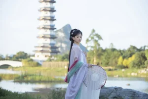 Elegant Artistic Portraiture in Art Language Vol.4701 featuring Suan La Tang Er - image 21