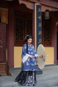 Timeless Elegance: Xin Xin in YiTuYu Art Language Vol.8883 - image 12