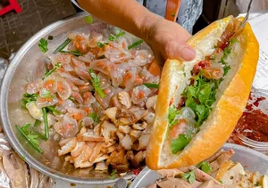 Ultimate Da Nang Food Guide: Must-Try Dishes in Vietnam's Coastal Paradise - image 7