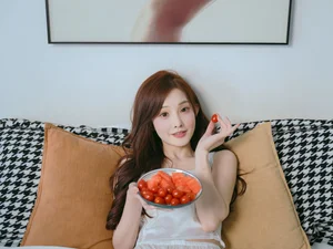 YiTuYu Art Language Vol.8016 Featuring the Elegant Wen Wen Zi Photography Series - image 32