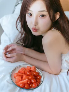YiTuYu Art Language Vol.8016 Featuring the Elegant Wen Wen Zi Photography Series - image 31