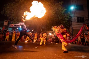 Traditional Mid-Autumn Celebrations in Suburban Hanoi - image 4