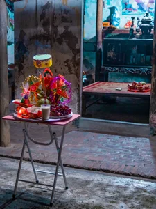 Traditional Mid-Autumn Celebrations in Suburban Hanoi - image 0