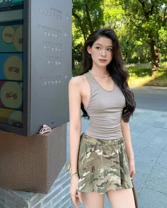 Stunning High-Definition Photo Series Released by Viral Social Media Influencer - image 7