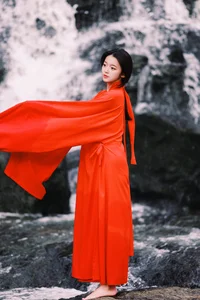 Exploring Modern Beauty in YiTuYu Art Language Vol.4528 Featuring Xiao Mi Dou - image 0