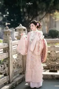 Pink Grace - Captivating Elegant Asian Traditional Beauty - image 8