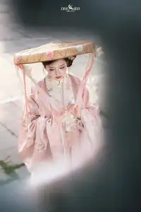 Pink Grace - Captivating Elegant Asian Traditional Beauty - image 17