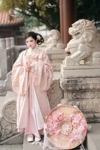 Pink Grace - Captivating Elegant Asian Traditional Beauty - image 15