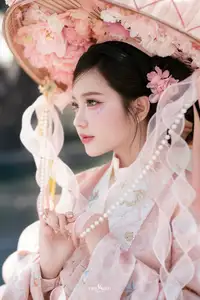 Pink Grace - Captivating Elegant Asian Traditional Beauty - image 7